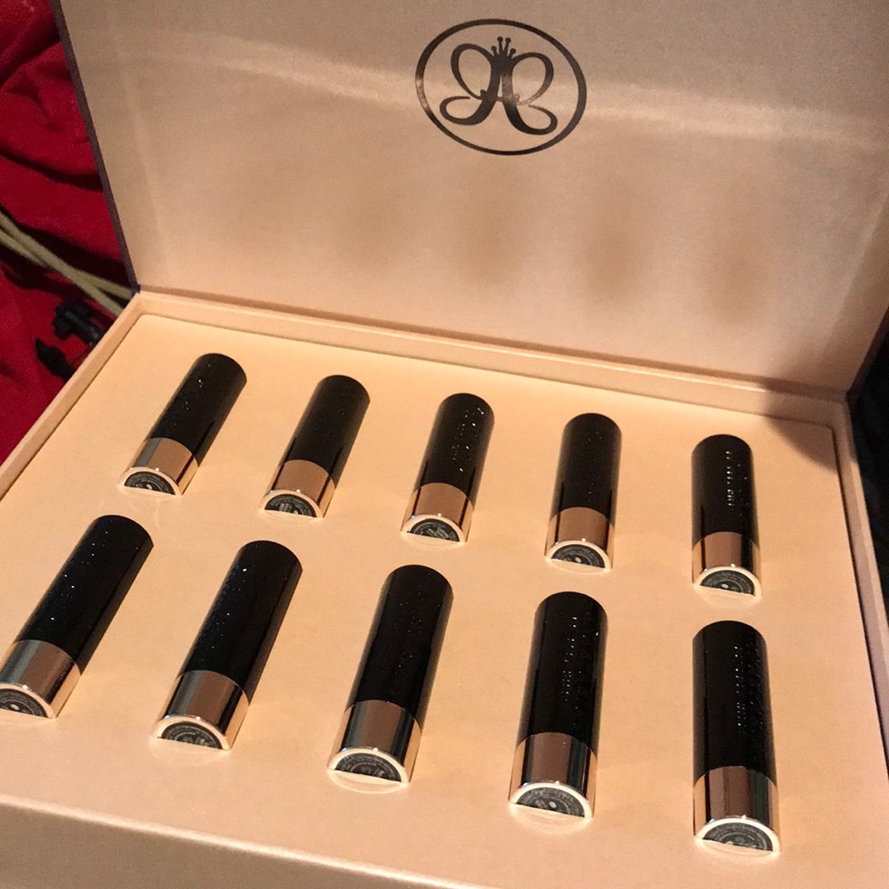 New in box Anastasia mini matte lipstick set